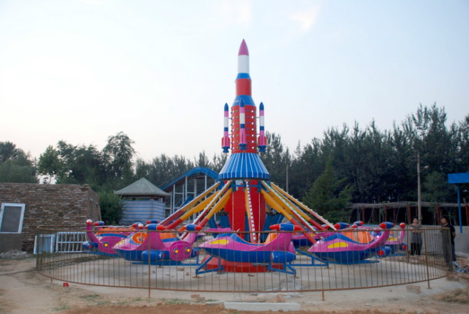 紅蘋果游樂推薦新款設(shè)備